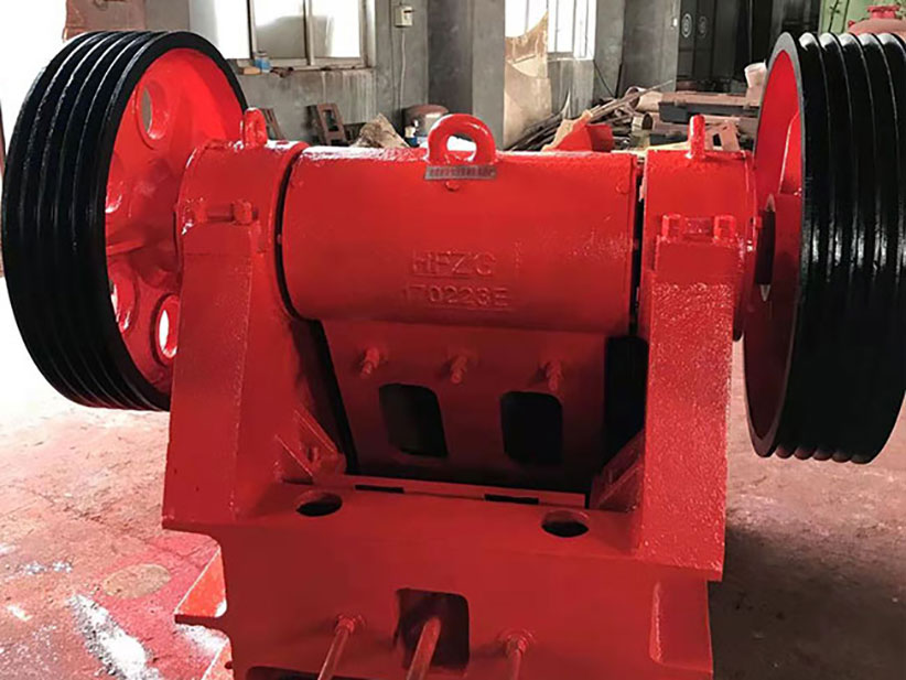 顎式破碎機(jī)廠家實(shí)拍4